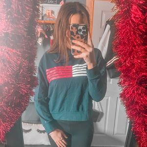 tommy hilfiger cropped hoodie